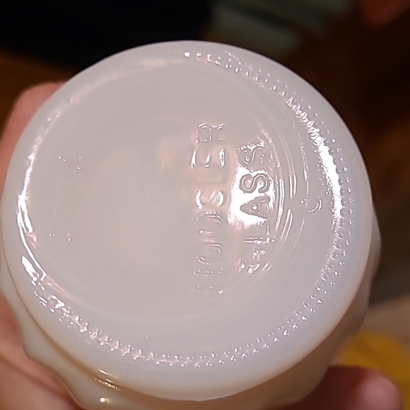 3- Vintage White Milk Glass Bottle Bud Vases Hoosier Glass Swirl Design #4094 - Picture 5 of 9